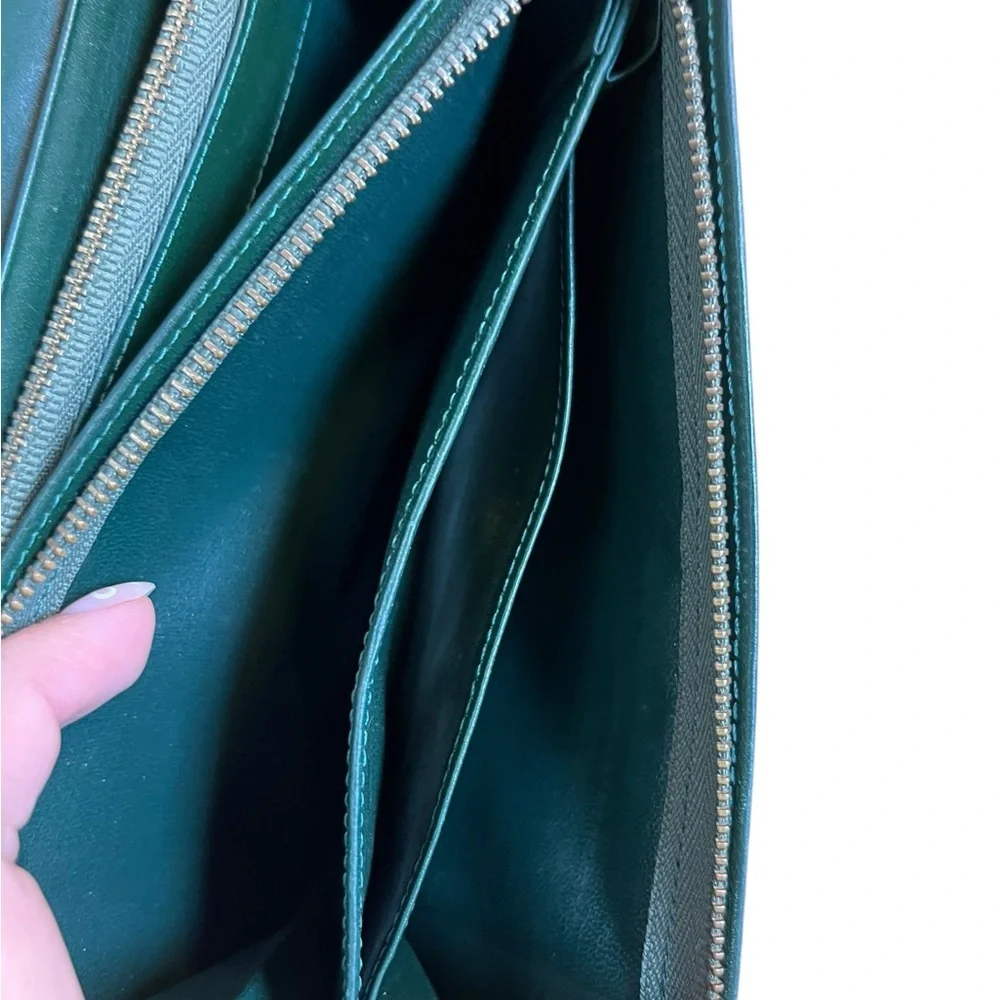YSL Green Crocodile Snap Long Wallet - Picture 9 of 11